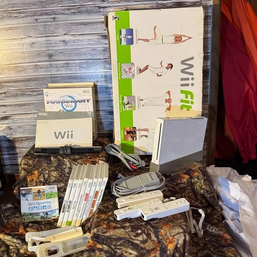 Nintendo Wii Console Set with White Accessories